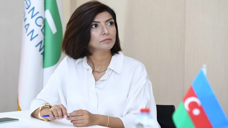 Por qué nacen más niños azerbaiyanos fuera del matrimonio