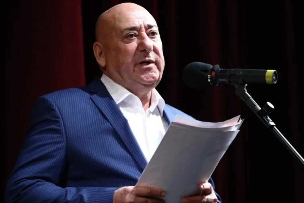 Detrás del deshielo: pequeños gestos, gran significado político