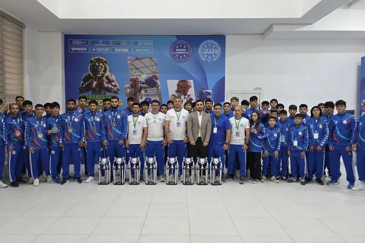 Kickboxers Azerbaiyanos Triunfan en la Copa del Mundo en Taskent