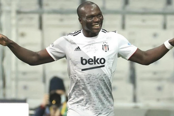 La nueva estrella del Neftchi: se define el número de camiseta de Aboubakar