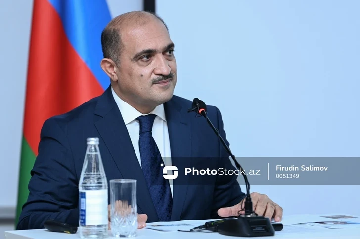 Idris Isayev: El 54% de quienes reciben créditos estudiantiles son mujeres